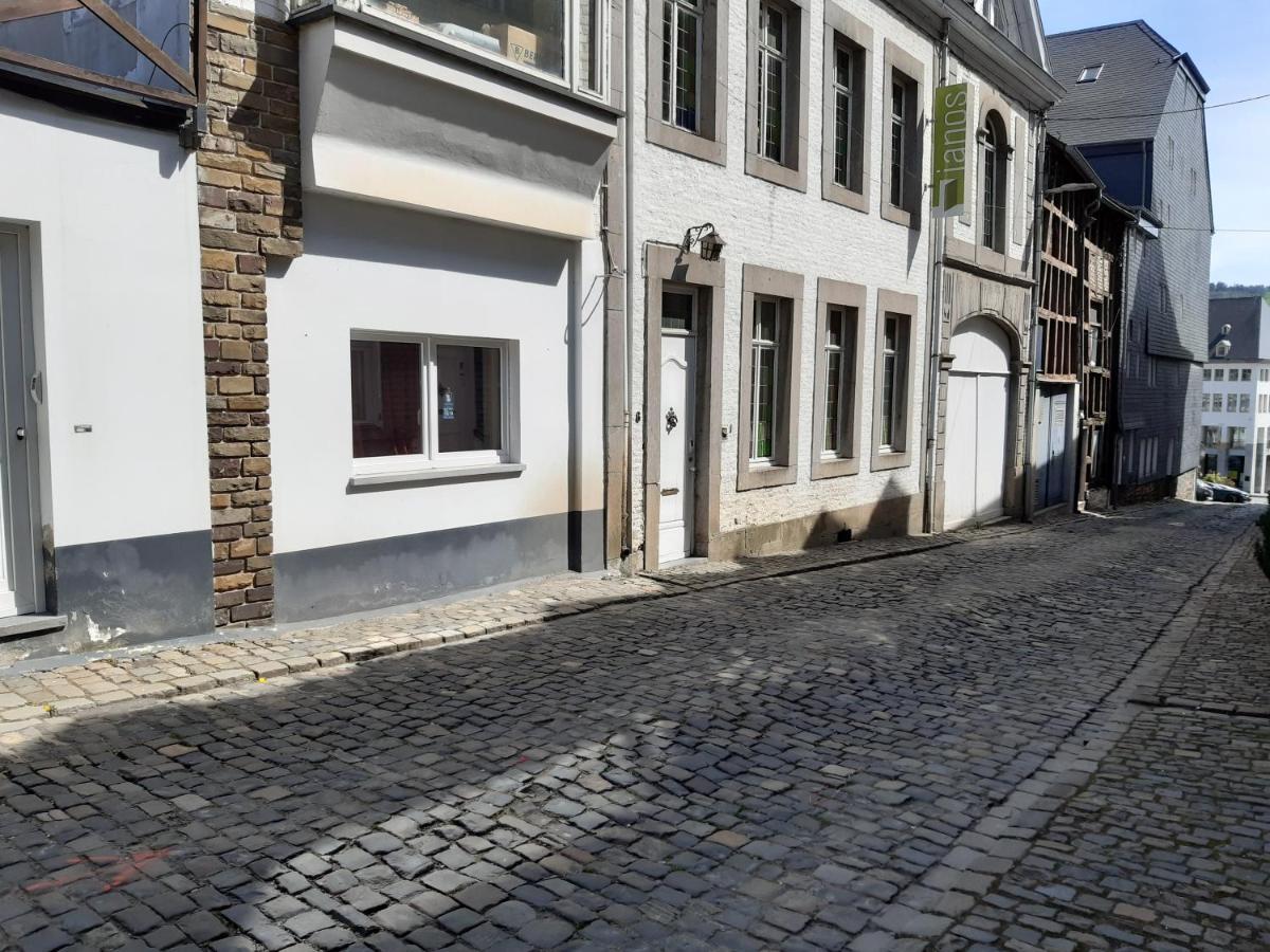Chez Therese Stavelot Luaran gambar